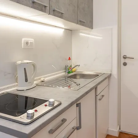 Twins Apartment *